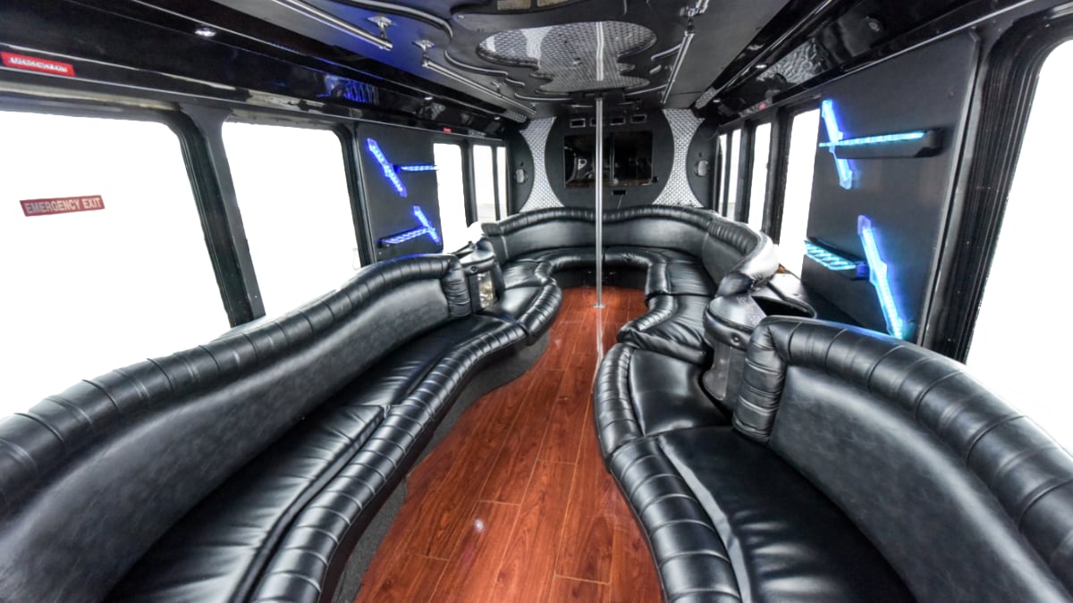 Party Bus 5  inside: Seating Detail